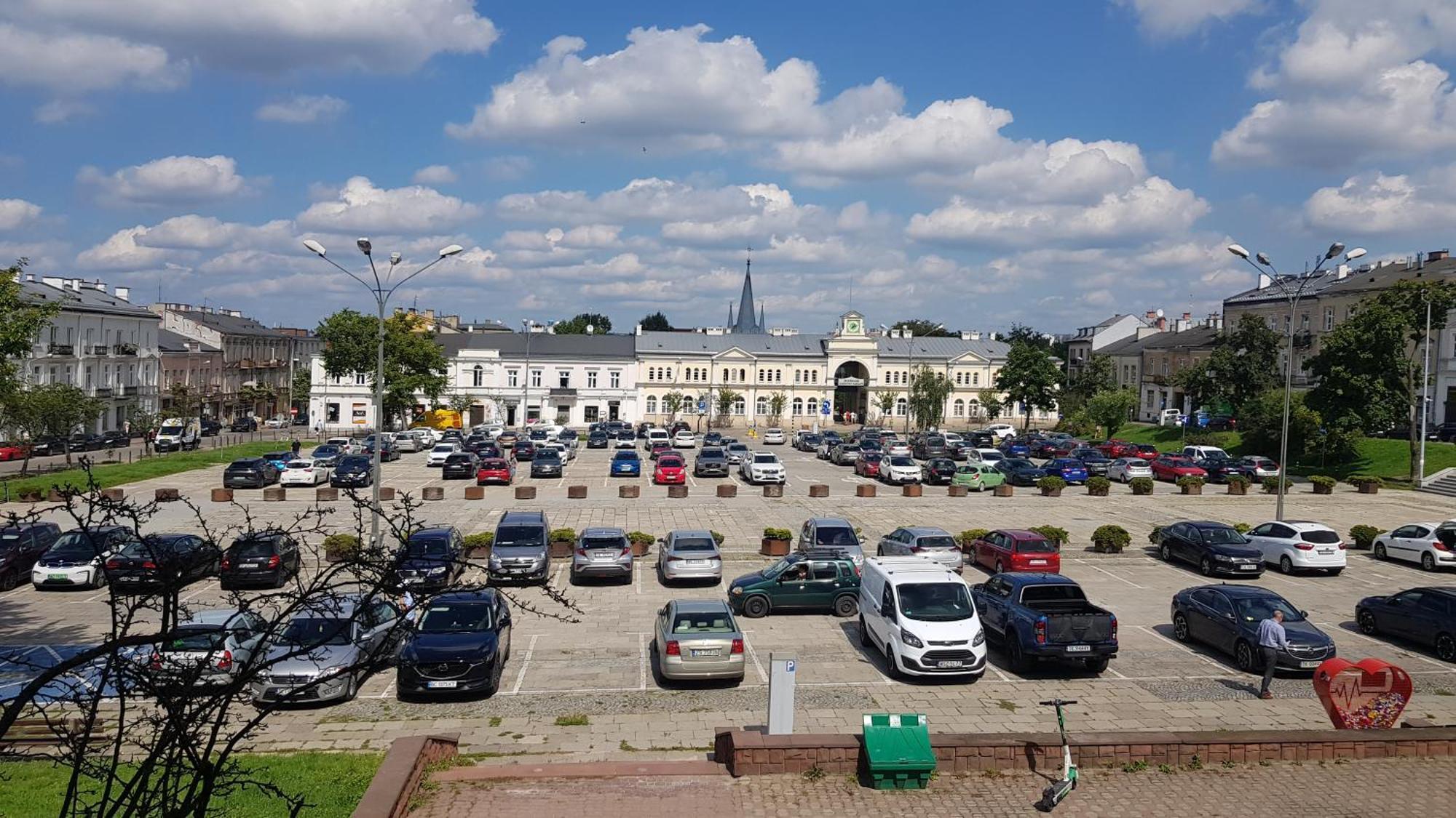 Apartamenty Centrum Plac Wolnosci Aparthotel Kielce Exterior foto